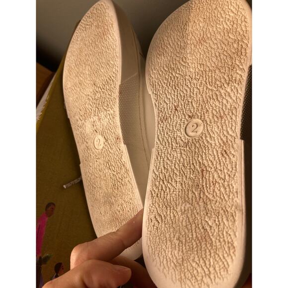 Art Class Cute Sneakers ~ Golden Goose Like ~ White Gold & Animal Print ~ Sz 2 - Picture 7 of 7